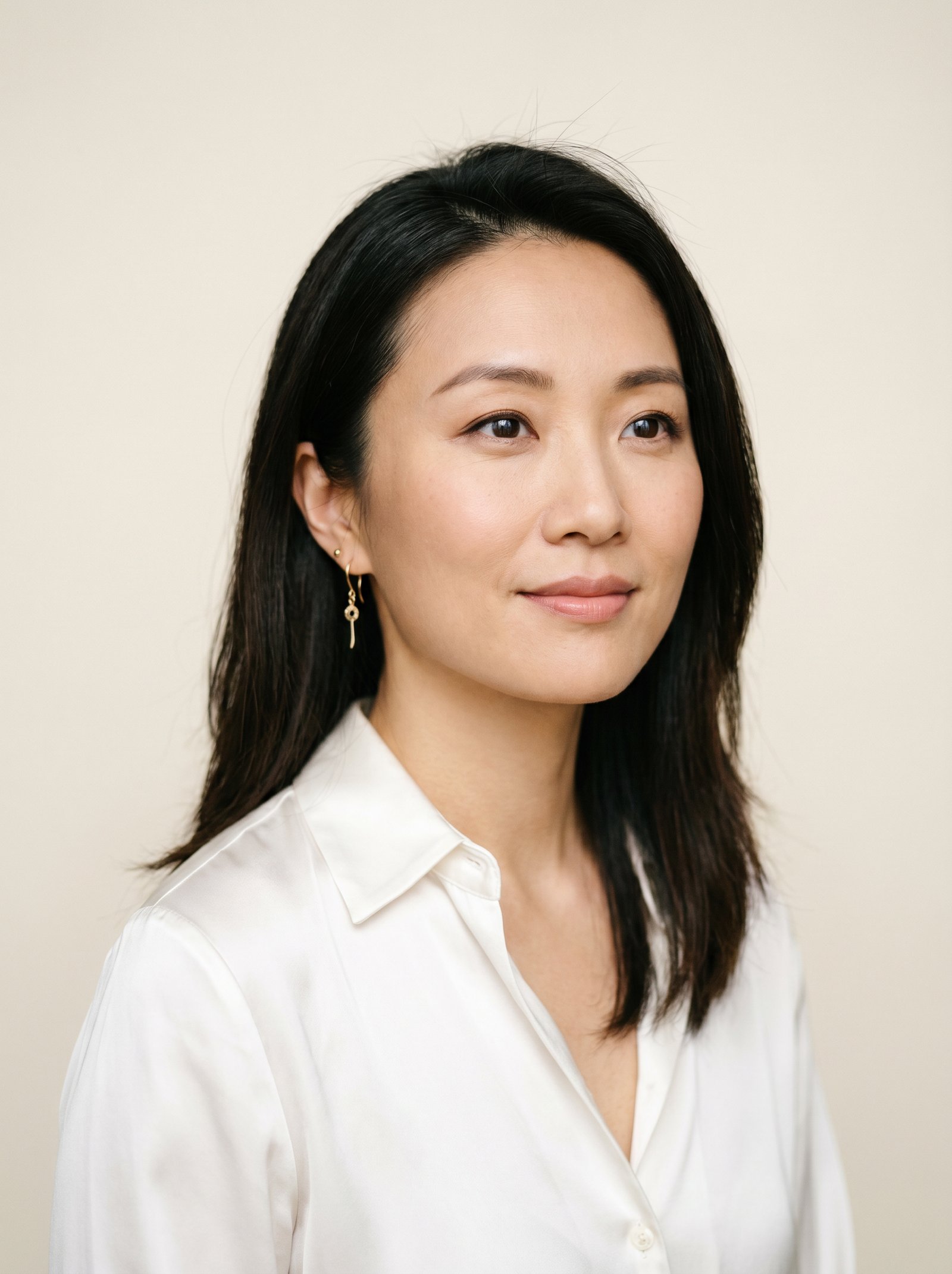 香蕉视频成员肖像 — 独立自信的女性成长社群面孔